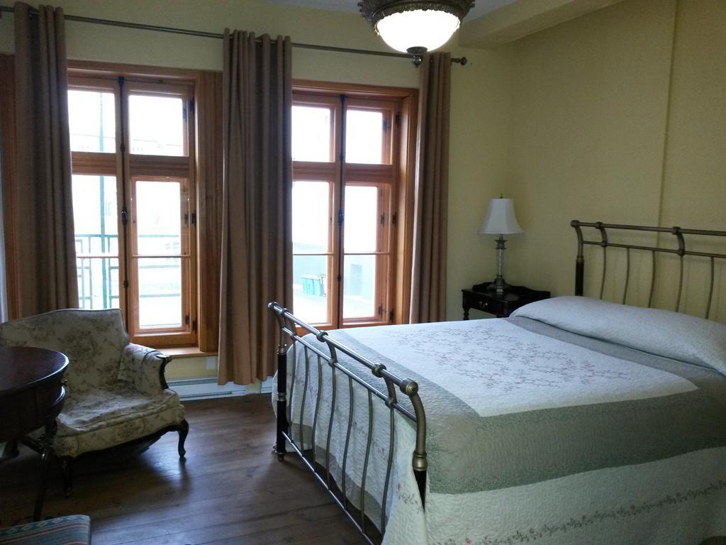 Bed and Breakfast L'Intendant Квебек Экстерьер фото